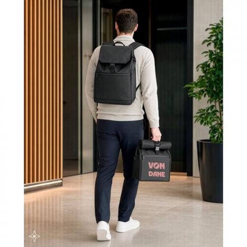 Laptoprugzak 16 inch van pu met klep die alle compartimenten afdekt Azores bag